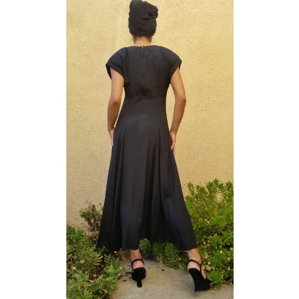 Dress - Picture 3 of 4
